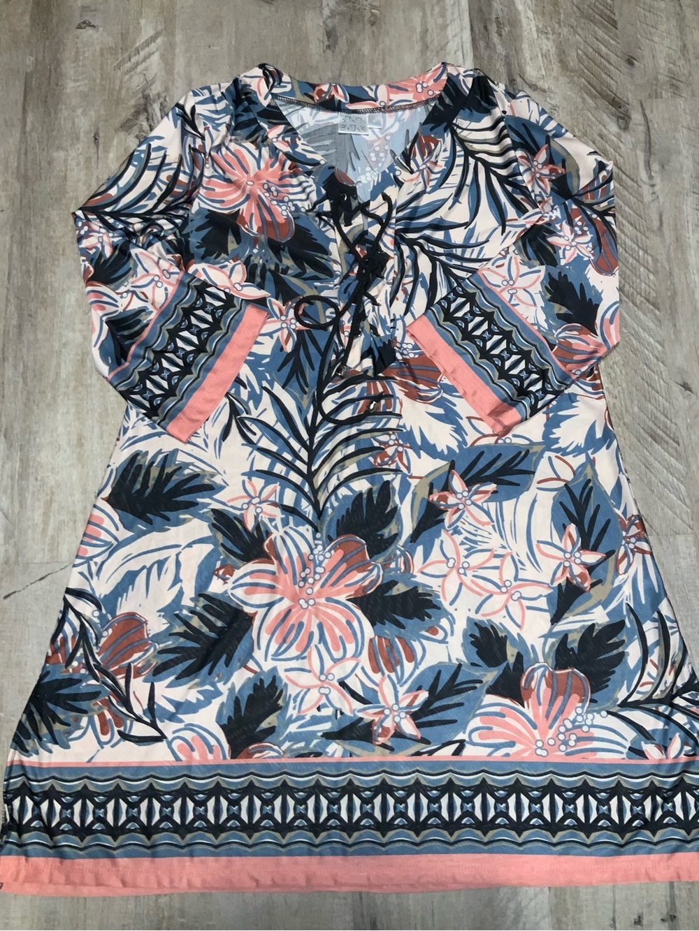 (Bin 28) Beach Break, Floral V-Neck Beach Cover Up, Size L